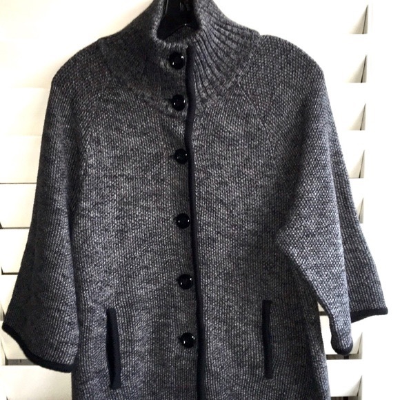 Ann Taylor Sweaters - Ann Taylor Cozy Cardigan “ Brand New” with tags!❤️